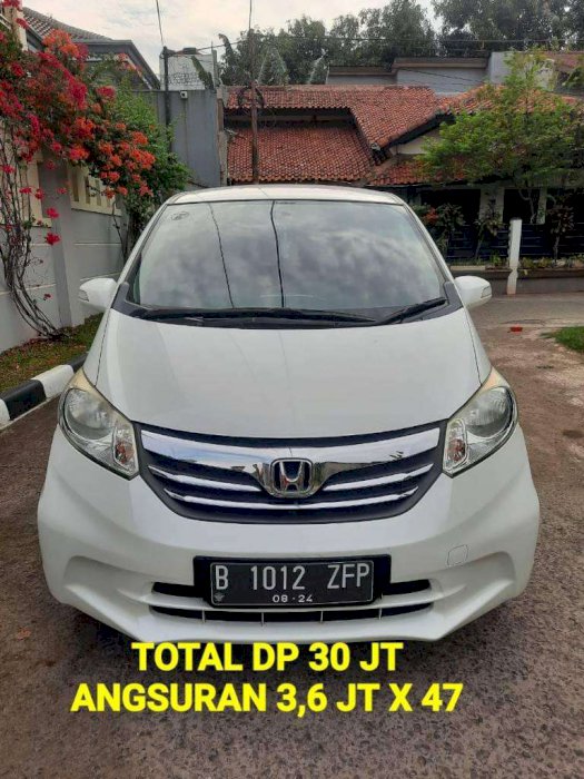 Detail Gambar Honda Freed Tipe S 2014 Nomer 12