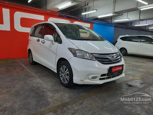 Detail Gambar Honda Freed Tipe S 2014 Nomer 58