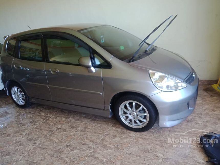 Detail Gambar Honda Jazz 2007 Nomer 10