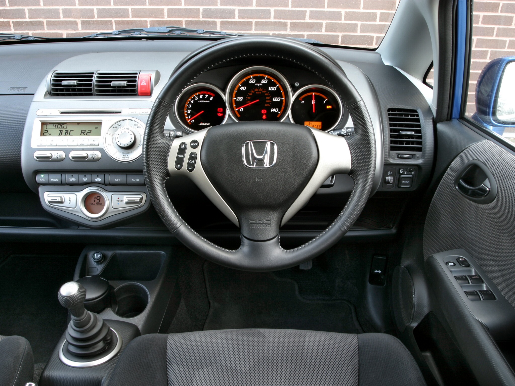 Detail Gambar Honda Jazz 2007 Nomer 17