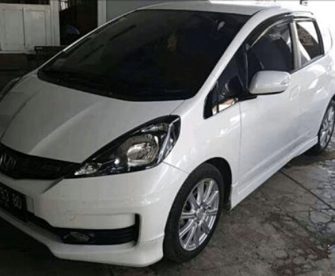 Detail Gambar Honda Jazz Tahun 2014 Nomer 13