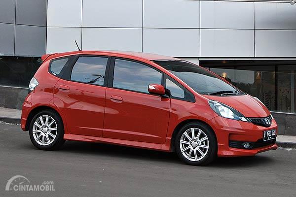 Detail Gambar Honda Jazz Tahun 2014 Nomer 35