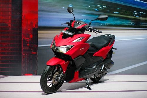 Detail Gambar Honda Vario Nomer 47