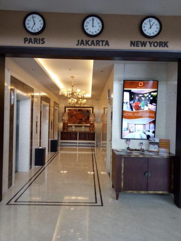 Download Gambar Hotel Aria Centra Surabaya Nomer 23