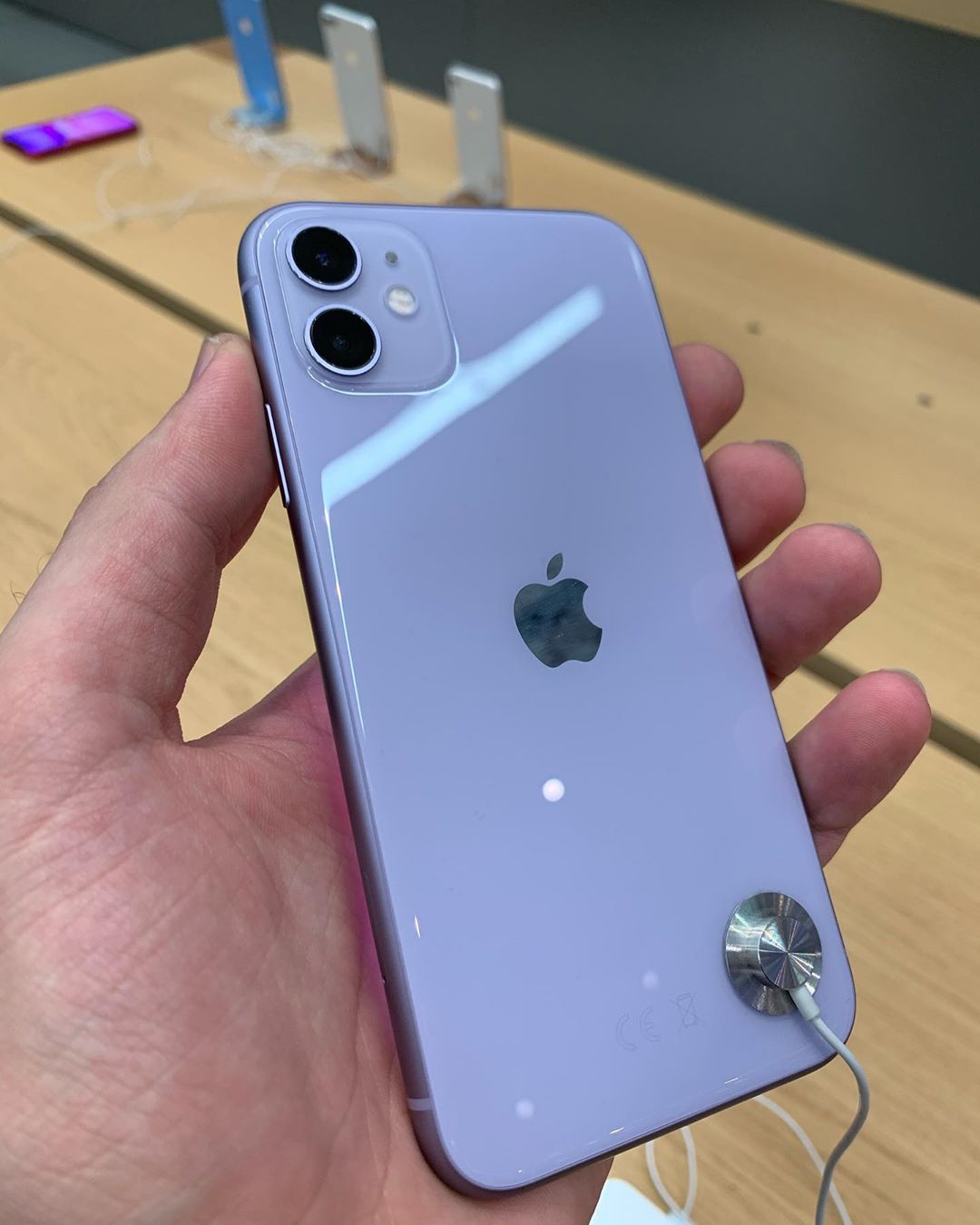 Detail Gambar Hp Iphone 11 Nomer 35