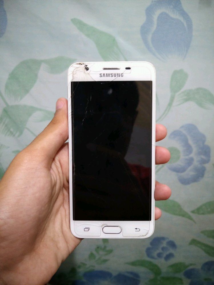 Detail Gambar Hp J5 Nomer 48