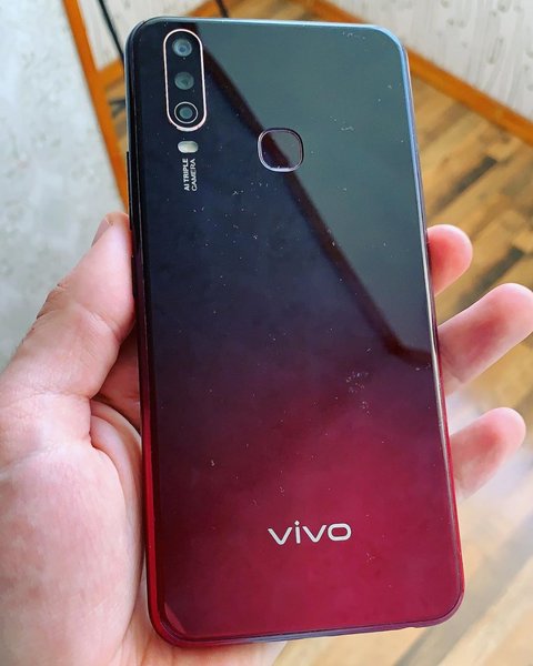 Detail Gambar Hp Vivo Y12 Warna Merah Nomer 12