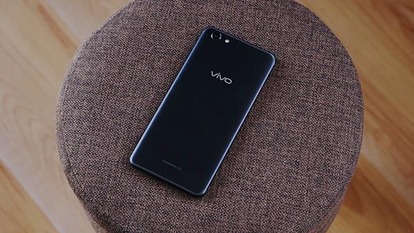 Detail Gambar Hp Vivo Y71 Warna Hitam Nomer 44