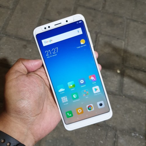 Detail Gambar Hp Xiaomi Redmi 5 Nomer 33