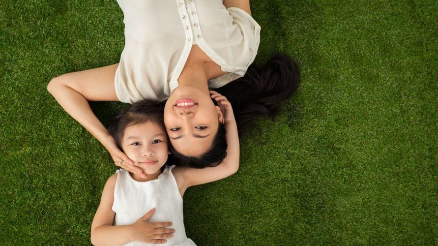 Detail Gambar Ibu Dan Anak Perempuan Nomer 42