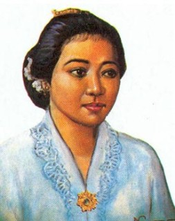 Detail Gambar Ibu Kita Kartini Untuk Mewarnai Nomer 12