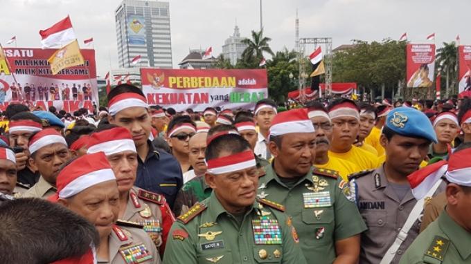 Detail Gambar Ibu Pertiwi Menangis Nomer 35