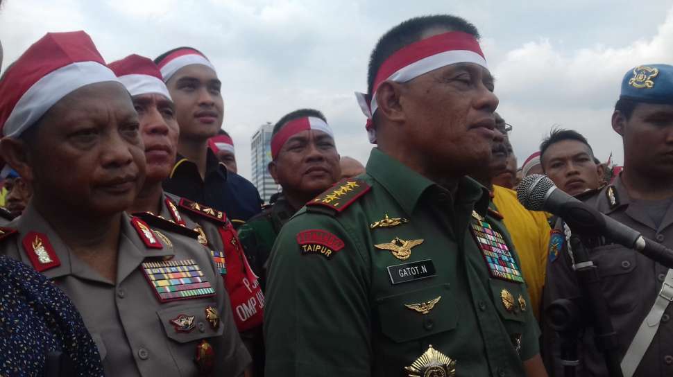 Detail Gambar Ibu Pertiwi Menangis Nomer 43
