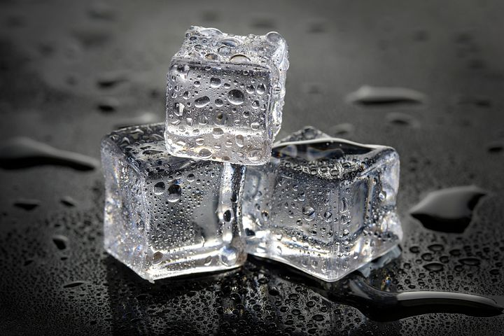 Detail Gambar Ice Cubes Nomer 2