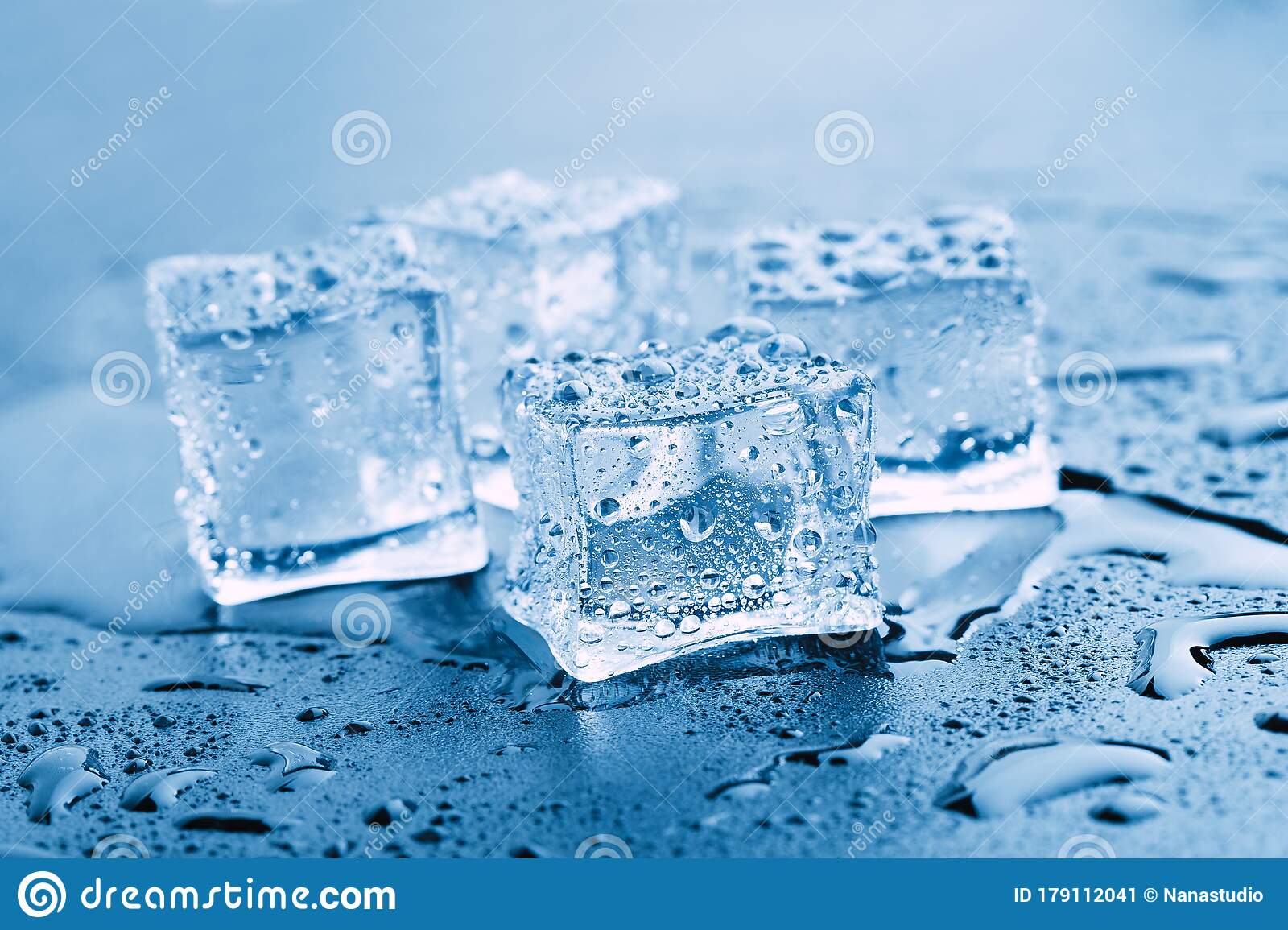 Detail Gambar Ice Cubes Nomer 18