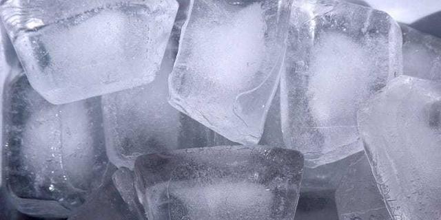 Detail Gambar Ice Cubes Nomer 49