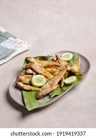 Detail Gambar Ikan Asin Goreng Nomer 51