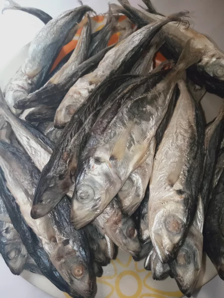 Detail Gambar Ikan Asin Sarden Nomer 32