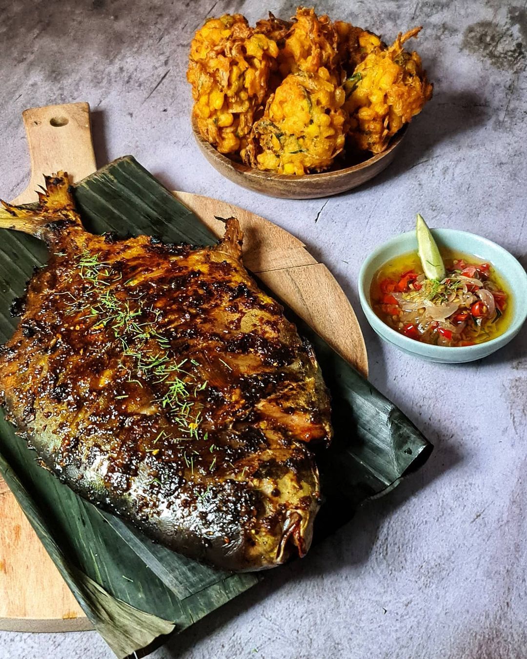 Detail Gambar Ikan Bakar Enak Nomer 27