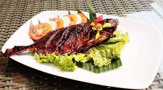 Detail Gambar Ikan Bakar Enak Nomer 50