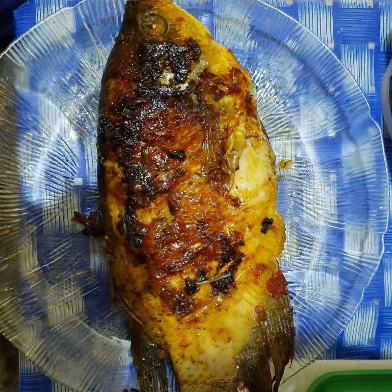 Detail Gambar Ikan Bakar Gurame Nomer 22