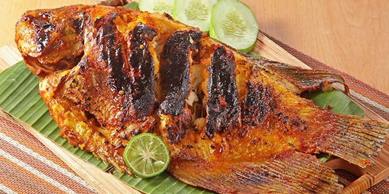 Detail Gambar Ikan Bakar Gurame Nomer 4