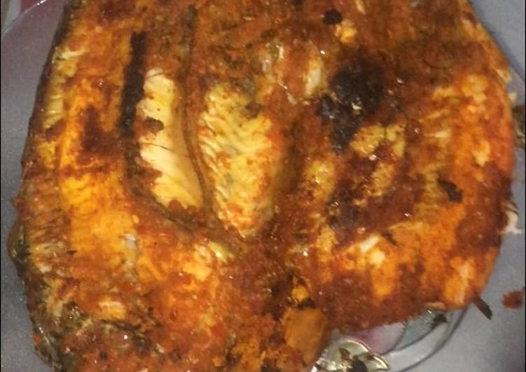 Detail Gambar Ikan Bakar Gurame Nomer 34