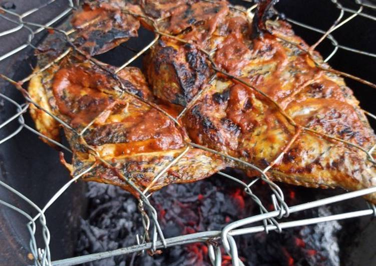 Detail Gambar Ikan Bakar Nila Nomer 20