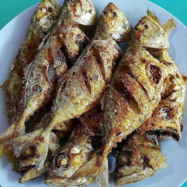 Detail Gambar Ikan Goreng Nomer 52