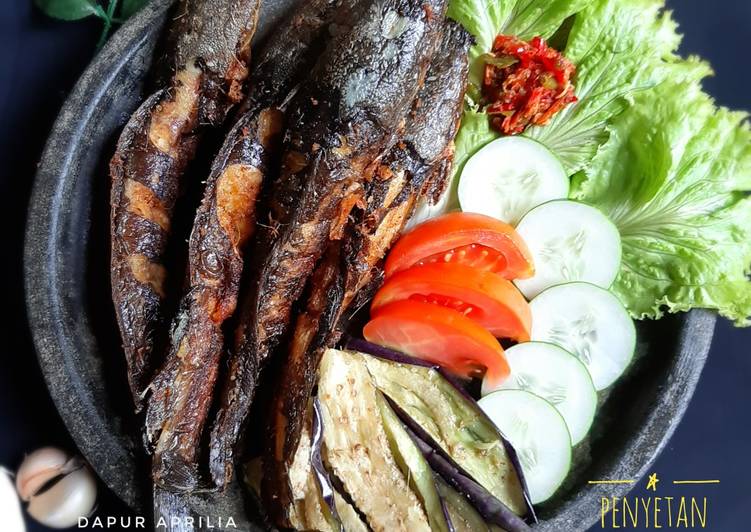 Detail Gambar Ikan Lele Goreng Nomer 37