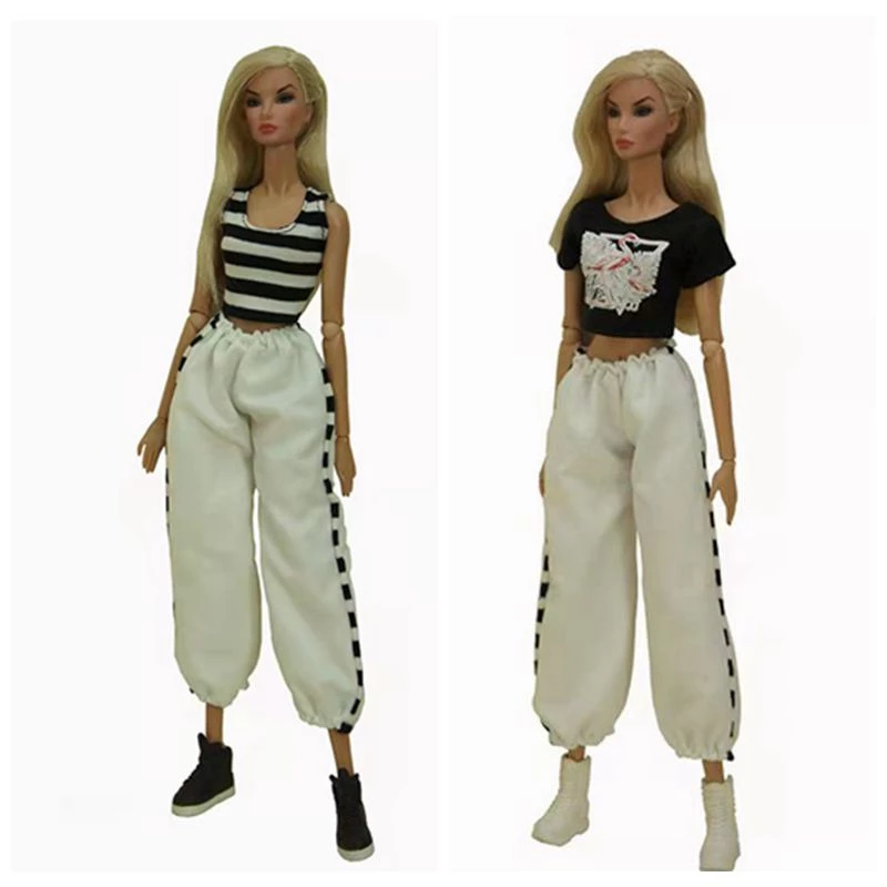 Detail Barbie Winterkleidung Nomer 3