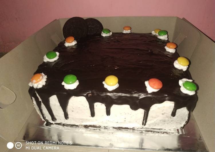 Detail Contoh Hiasan Kue Tart Nomer 30