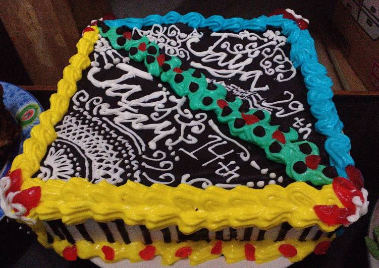 Detail Contoh Hiasan Kue Ulang Tahun Nomer 44