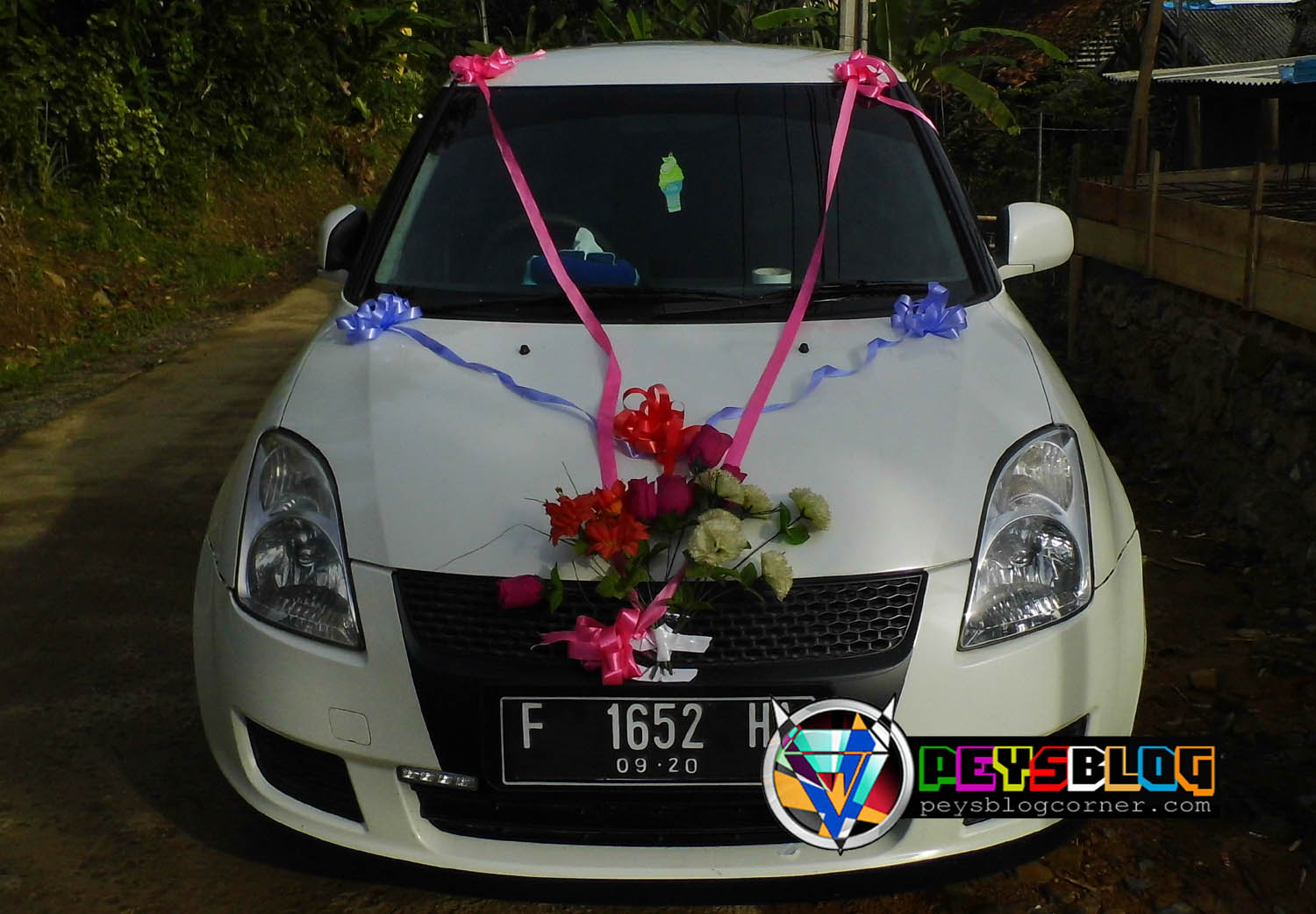 Detail Contoh Hiasan Mobil Pengantin Sederhana Nomer 46