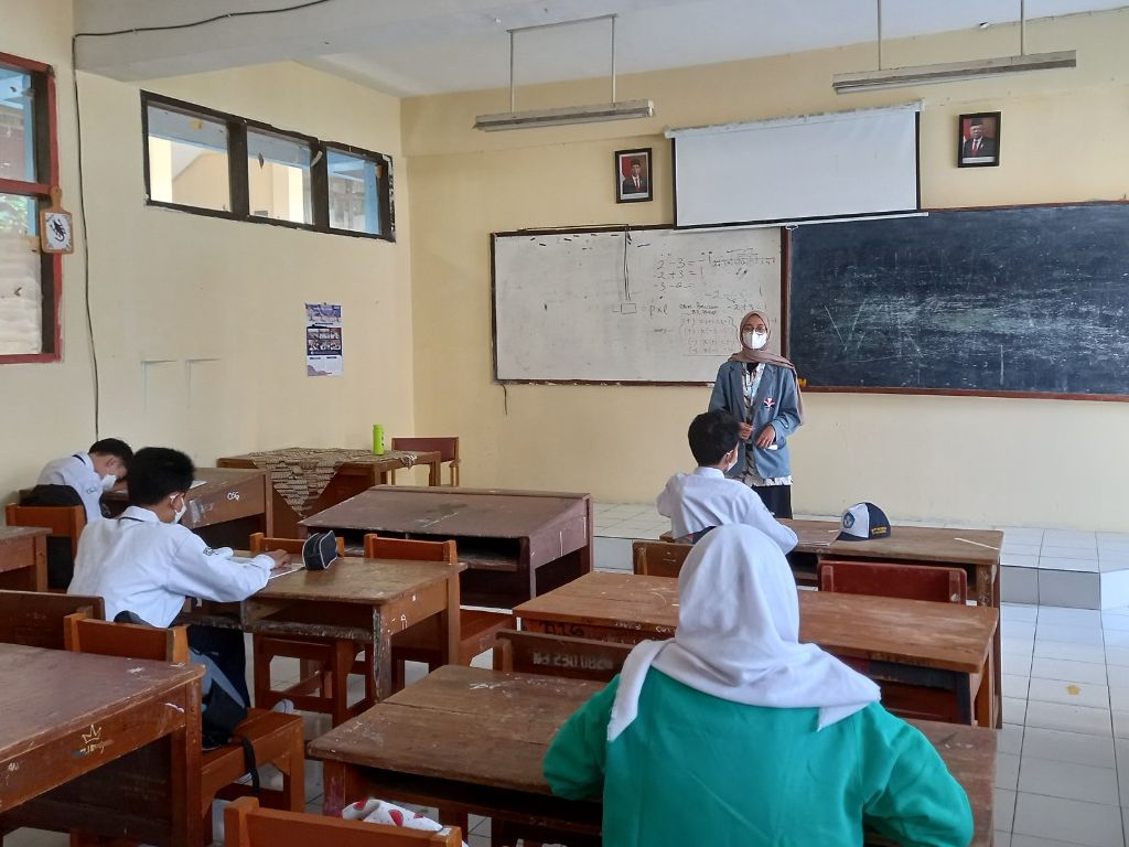 Detail Contoh Interaksi Sosial Di Sekolah Nomer 4