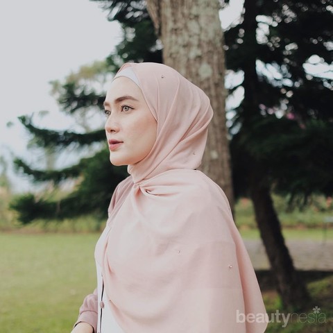 Detail Contoh Jilbab Pashmina Nomer 37