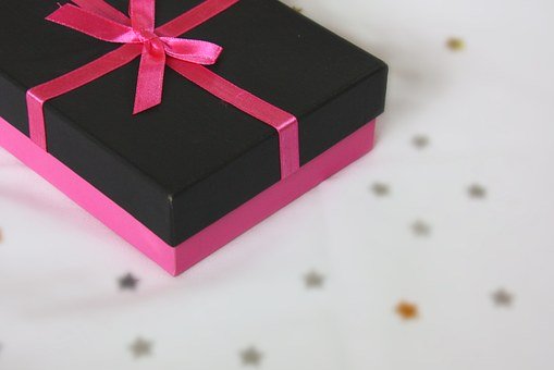 Detail Contoh Kado Ulang Tahun Nomer 21