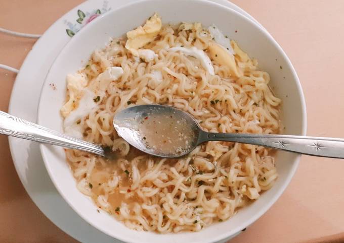 Detail Gambar Indomie Ayam Bawang Nomer 32