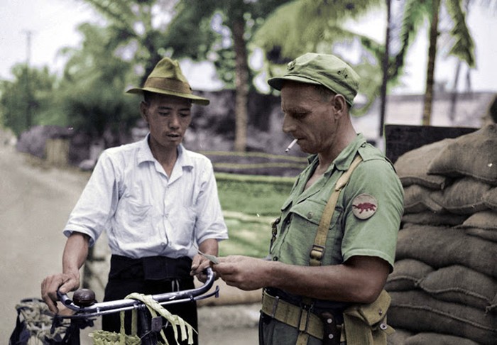 Detail Gambar Indonesia Dulu Gambar Tempo Dulu Hitam Putih Nomer 23