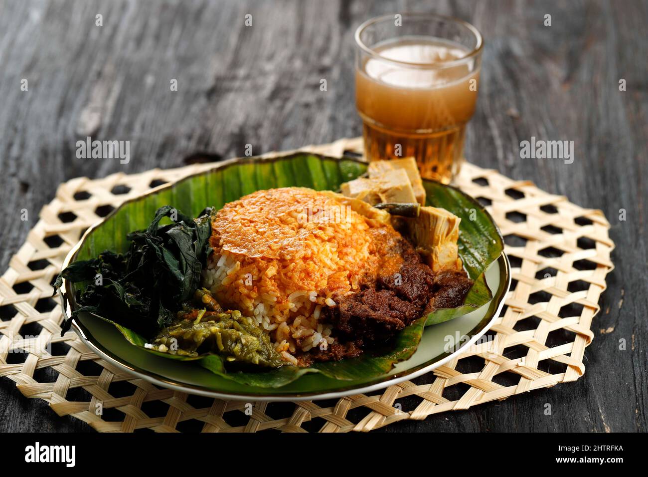 Detail Gambar Indonesia Dulu Nasi Padang Png Nomer 16