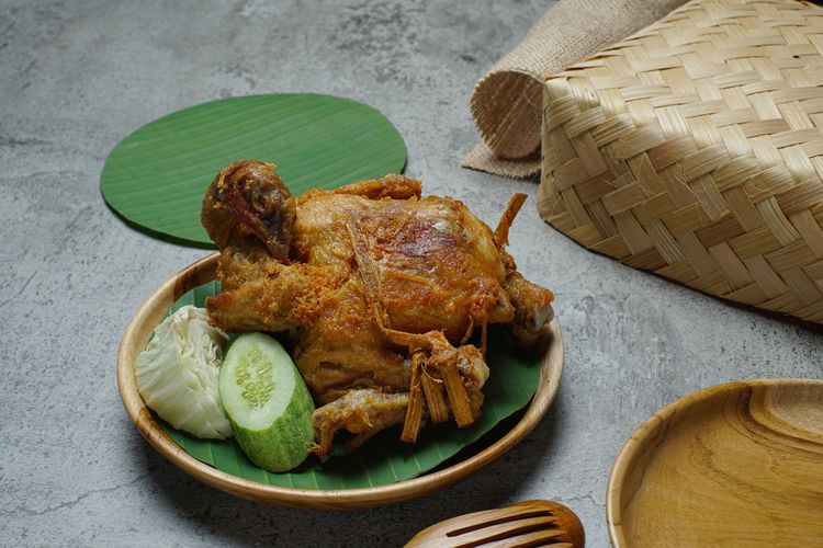 Detail Gambar Ingkung Ayam Nomer 46