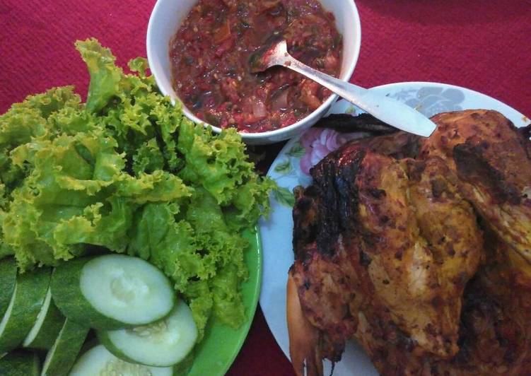 Detail Gambar Ingkung Ayam Jago Nomer 52