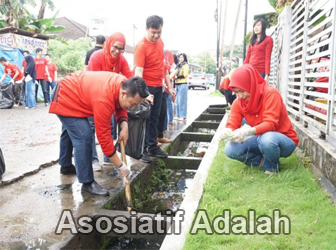 Detail Gambar Interaksi Sosial Asosiatif Nomer 37