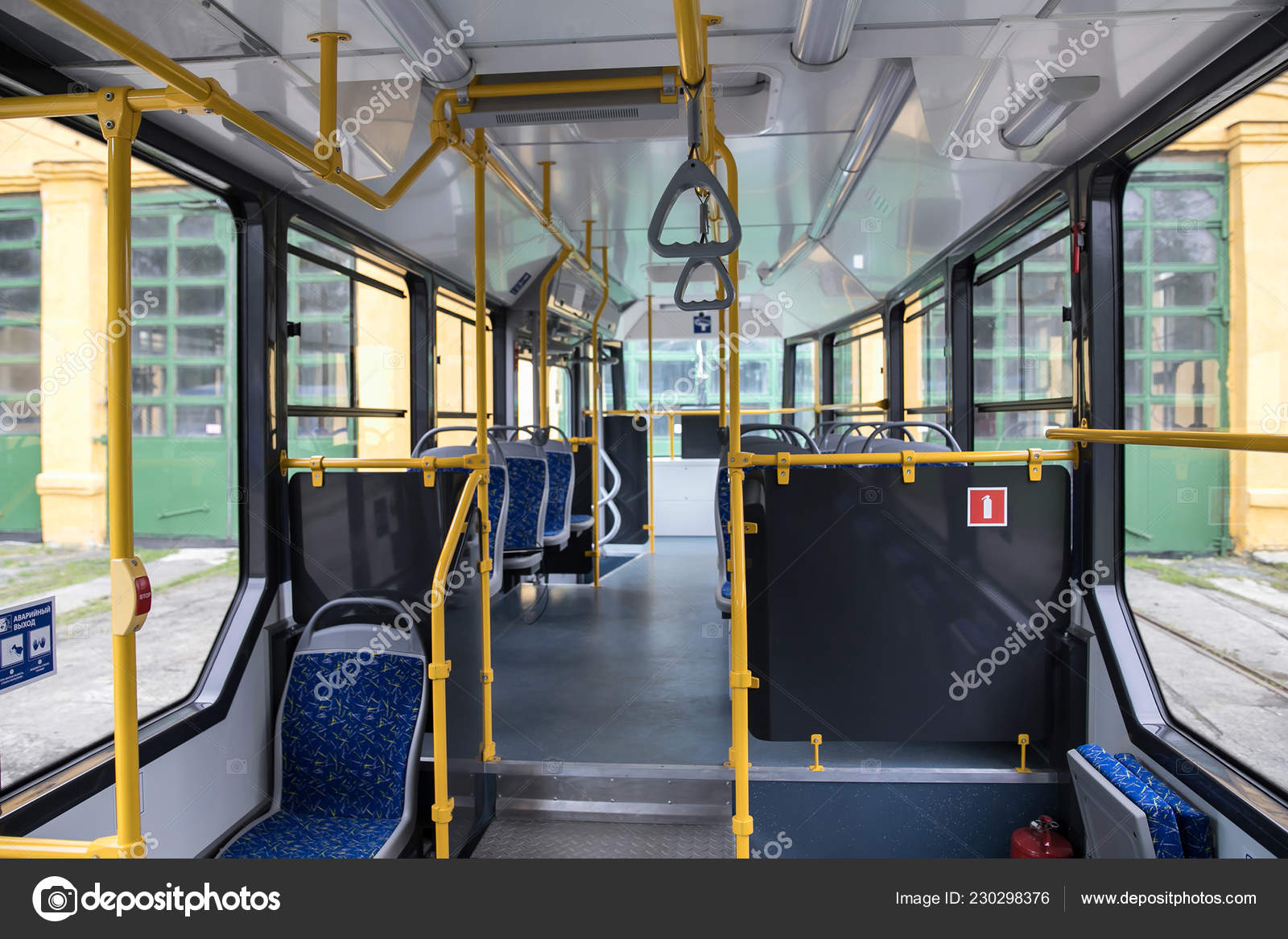 Detail Gambar Interior Bus Nomer 3