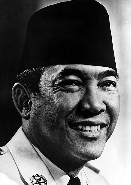 Detail Gambar Ir Soekarno Hitam Putih Koleksi Nomer 22