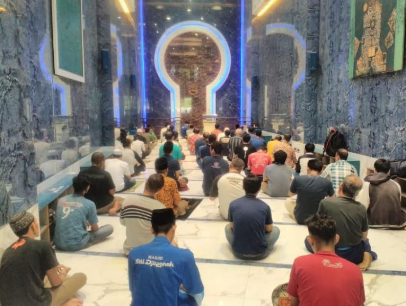 Detail Gambar Islami Tentang Shaf Shalat Nomer 25