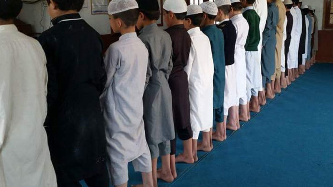 Detail Gambar Islami Tentang Shaf Shalat Nomer 8