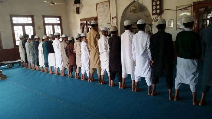 Detail Gambar Islamia Tentan G Shaf Shalat Nomer 11