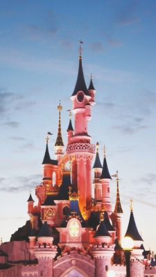 Detail Gambar Istana Disneyland Nomer 36