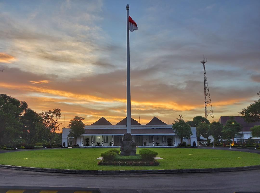 Detail Gambar Istana Negara Indonesia Nomer 22